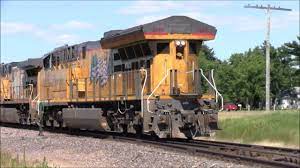 Tier 4 Ge Running Long Hood Forward From The Wisconsin Northern Wisconsin Vacation Wisconsin Union Pacific Railroad