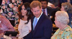 Il nome un omaggio alla regina e alla nonna è venuta alla luce la secondogenita di meghan markle e del principe harry. Meghan Markle E Il Principe Harry La Regina Vieta Ai Suoi Ospiti Di Parlare Di Loro
