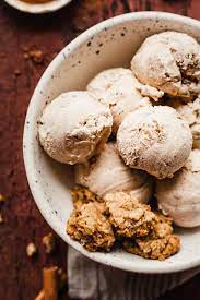 Want to indulge your sweet tooth without spiking blood sugar? Cinnamon Oatmeal Cookie Ice Cream The Live In Kitchen