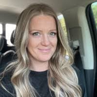 Vanessa Beckett's Instagram, Twitter & Facebook