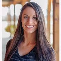 Kristen Mize's Instagram, Twitter & Facebook