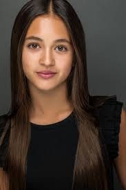 Brooke Neuman's Instagram, Twitter & Facebook