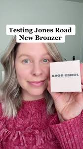 Trying out this new @jonesroadbeauty shade light tan. What do you guys  think? Overall, I really like it. It goes