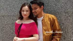 Di sana, azlan bertemu suri sweet syafiq kyle gosok perut hannah delisha sedang tidur scene romantik mencintaimu mr. Syafiq Kyle Dan Hannah Delisha Nyanyi Lagu Raya Youtube