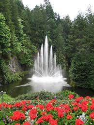40 Incredible Fountain Ideas To Make Beautiful Garden Freshouz Com Garden Water Fountains Water Features In The Garden Beautiful Gardens
