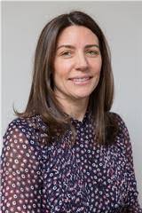 Courtney West's Instagram, Twitter & Facebook