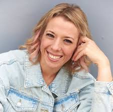 Amy Bodnar's Instagram, Twitter & Facebook