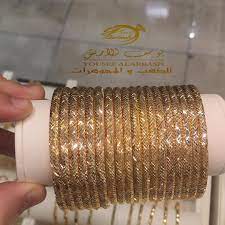 اساور ناعمه وانيقه عيار ٢١ ملاحظه الاسعار غير ثابته متوفره لدى مجوهرات يوسف الاربش يمكنك التواصل معنا عبر الواتساب والرد بأسر Gold Bracelet Gold Jewelry
