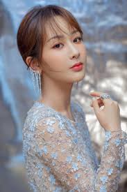 Yang zi and lay zhang are seen wearing matching pajamas on back to the field. Former Child Star Follows Destiny Life Art China Daily