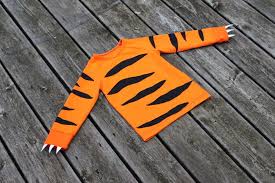 Nahanleitung Fur Krallen Bundchen Mit Kluntjebunt Kinder Kostum Tigerkostum Kostum Kleinkind