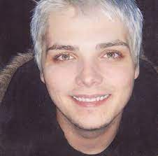 Pin On Gerard Way