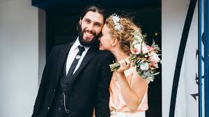 Rédigé par des auteurs spécialisés ooreka • à jour en novembre 2020. Jeanne Emeric Un Mariage A La Cool En Bretagne Blog Mariage Mariage Original Pacs Deco