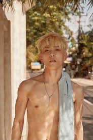 *after buying the showtime concert in seoul dvd* i'm never gonna spend this much money on a dvd ever again! Donghyukth On Twitter Preview Photo Ikon Lipss Summertime In Bali ë™í˜ Donghyuk Ikon ì•„ì´ì½˜ Https T Co Eqyyqlrlpl