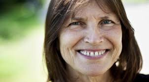 Ingrid Elam tillbaka i Göteborg som dekan