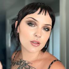 Katie Shelton (@katiesheltonhair) · Springfield, MO