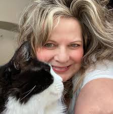 What's happening with the sirens and medic helicopters in Fairhope?