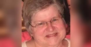 Denise Moen's Instagram, Twitter & Facebook