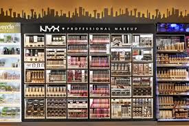 Nyx Cosmetic Bar By Arno Europe Wide Concept Cosmetic Store Grocery Store Design Cosmetic Shop