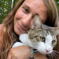 Amanda McCarriston (@AMcCarriston)