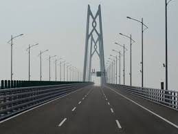 Jembatan sultan abdul halim muadzam atau yang disebut juga penang second bridge ini memilik panjang total 24 km dengan 16.9 km lintasannya berada di atas air. Ini Jambatan Terpanjang Di Dunia Dengan Jarak 55 Kilometer Makanlena