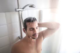 Dientot ayah di kamar mandi. 10 Rekomendasi Pemanas Air Untuk Pengalaman Mandi Air Hangat Yang Nyaman Di Rumah 2020