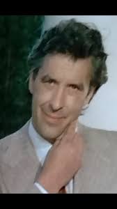 I so l💙ve this man💋 I could watch countless hours of Columbo💜 It's hard  to pick a favorite episode 📺