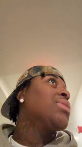 What funky bitch talking shit bout dresse 👀👀sounds like somebody needs  dat ❗️