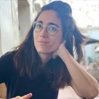 Carolyn Levine's Instagram, Twitter & Facebook