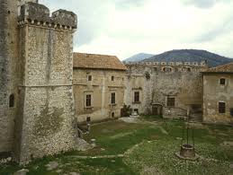 images?q=tbn:ANd9GcTJ8cbzMAmGrVmCEc-4gaD