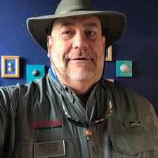 I can't tell if this is normal or not anymore. What do yall think?