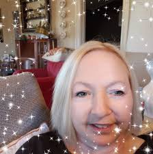 What is the best dress style for a petite woman at a modern garden party  wedding in Washington state?