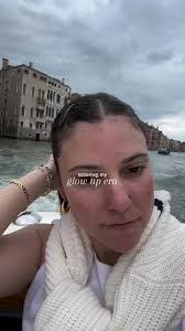 Rebecca Havard's Instagram, Twitter & Facebook