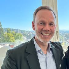 12 I Live Podcast Zahntechnik im Ländervergleich D + CH by  Swissdentalnews.com Podcast