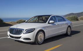 Download Wallpapers Mercedes Maybach S Class 4k 2018 Cars W222 Road White S Class Mercedes Besthqwallpapers Com Mercedes Maybach Maybach Mercedes