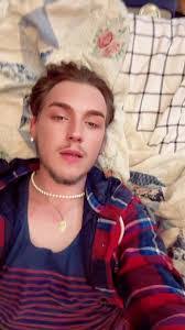 Joshua Dumond's Instagram, Twitter & Facebook