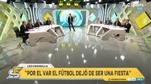 Tyc sports online gratis por internet es un canal deportivo que trasmite encuentros deportivos de la super liga argentina, entre otros importantes torneos e internacional, tyc sports en vivo es un canal de television de argentina con una programacion multideportiva, emite desde su sede en argentina. Tyc Sports Vivo
