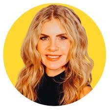 Kristine Coy's Instagram, Twitter & Facebook