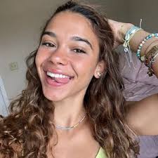 Adrian🌞🐚 (@adrian.jenkinss)