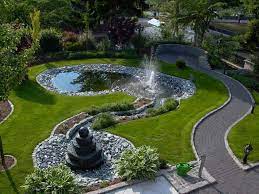 Mit kreativer ader gestalten wir ihren persönlichen wunschgarten. Garten Und Landschaftsbau Bublica In Dusseldorf Baumfallung Pflasterarbeiten Rollrasen Zaunbau Teichbau