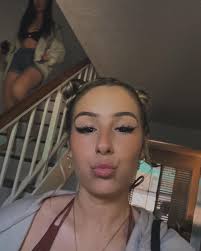 𝙺𝚢𝚕𝚒𝚎 𝙲𝚛𝚊𝚏𝚝