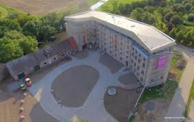 Sie liegen direkt im zentrum. 3 Zimmer Wohnung Zu Vermieten An Der Burg 1 39387 Oschersleben Oschersleben Bode Mapio Net