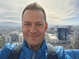 Alexander Lauber's Instagram, Twitter & Facebook