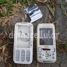 Sony Ericsson W830 specs, faq, comparisons