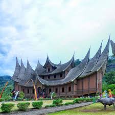 Arrival at minangkabau international airport, baggage proceed to padang and tour to muaro, jembatan siti nurbaya, gunung padang, pantai padang and drive to bukittinggi. Pakej Tour Padang Bukittinggi Indonesia Home Facebook