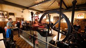 Check spelling or type a new query. Ab Ins Bratwurst Museum Lederer Dampfmaschine Hat Neues Zuhause Nurnberg Nurnberg Gostenhof Nordbayern