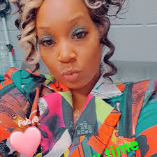 Tabitha Peters's Instagram, Twitter & Facebook