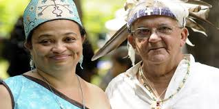 Nipmuc chief passes the pipe of leadership