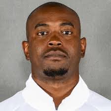 Larry Behling's Instagram, Twitter & Facebook