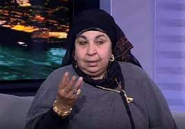 تصدرت الفنانة فاطمة كشري التريند على مواقع التواصل الاجتماعي، بعد الاستغاثة بالرئيس عبد الفتاح السيسي، لعلاجها بعد وقوعها ضحية نتيجة إهمال طبي على يد أحد. 7 Ù…Ø¹Ù„ÙˆÙ…Ø§Øª Ø¹Ù† ÙØ§Ø·Ù…Ø© ÙƒØ´Ø±ÙŠ ØµØ§Ø­Ø¨Ø© Ø±Ø³Ø§Ù„Ø© Ø§Ù„Ø³ÙŠØ³ÙŠ Ø§Ù„Ù…Ø«ÙŠØ±Ø© Ù„Ù„Ø¬Ø¯Ù„ Ù…ØµØ±Ø§ÙˆÙ‰