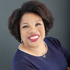 Dena Singleton's Instagram, Twitter & Facebook